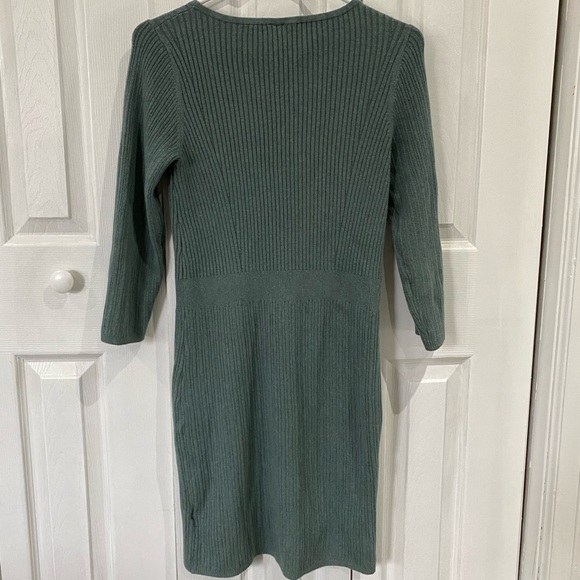 The Gap dress! - Picture 2 of 3